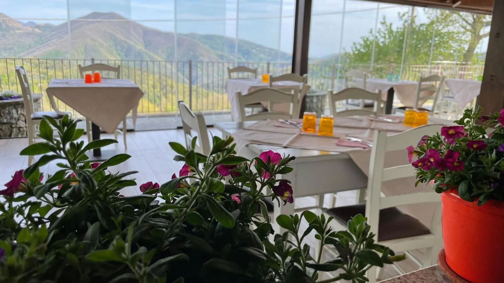 Da Gambin B&B Podenzana Bed & Breakfast